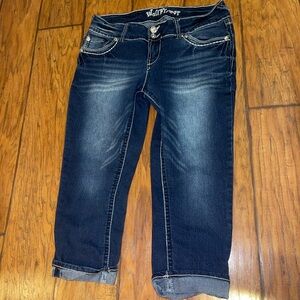 Wallflower bling Y2K capri jeans dark wash denim bedazzled pockets EUC size 9